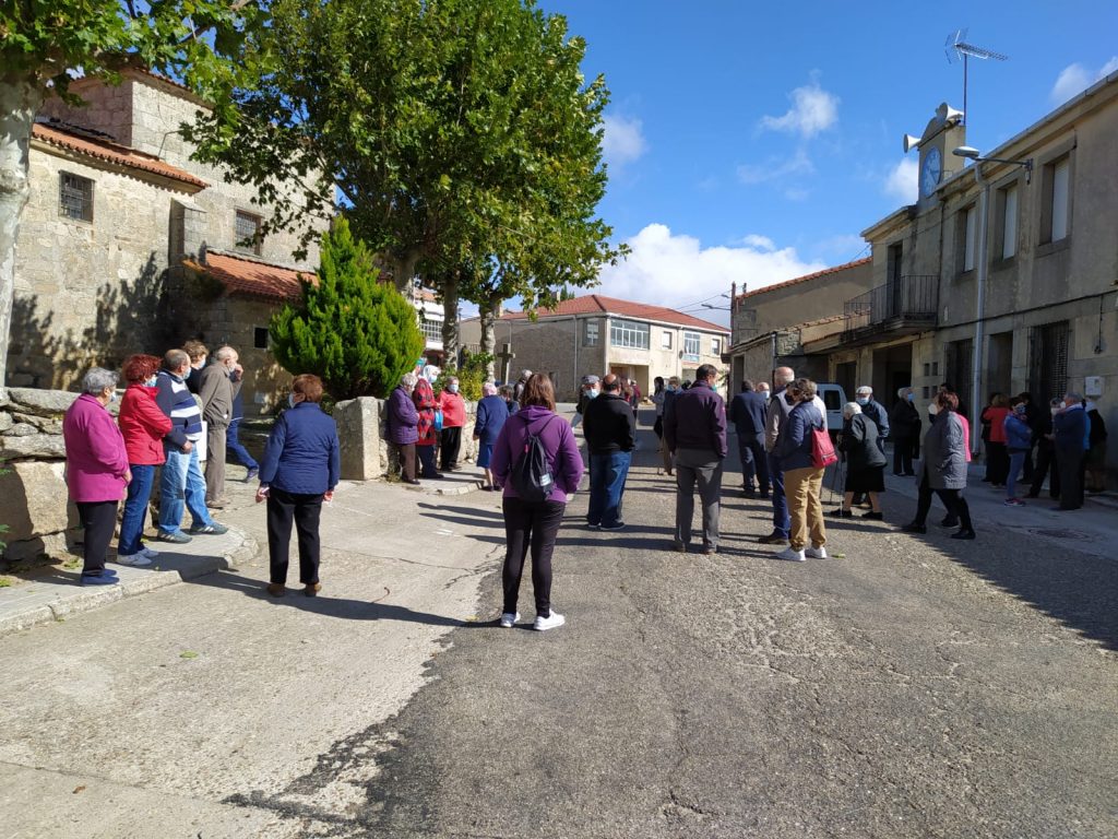 Foto 2: 03/10/2020. Manifestación por una Sanidad Digna para Torregamones