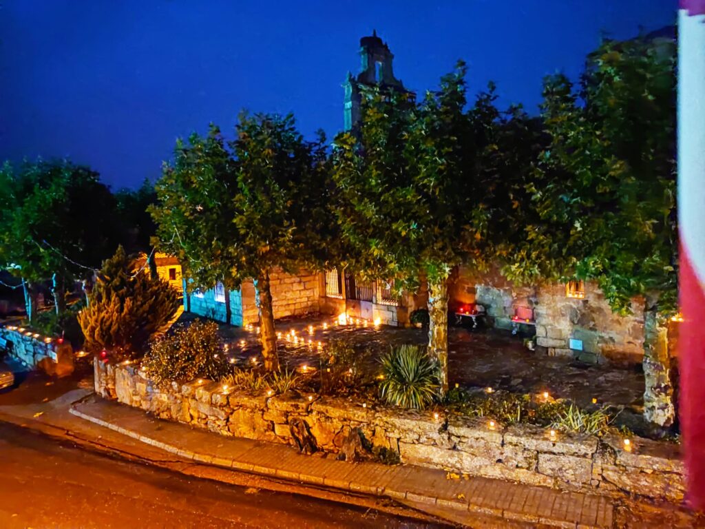 Día de Difuntos. 02/11/2025. Foto Iglesia 5