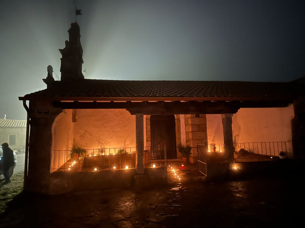 Día de Difuntos. 02/11/2025. Foto Ermita 17