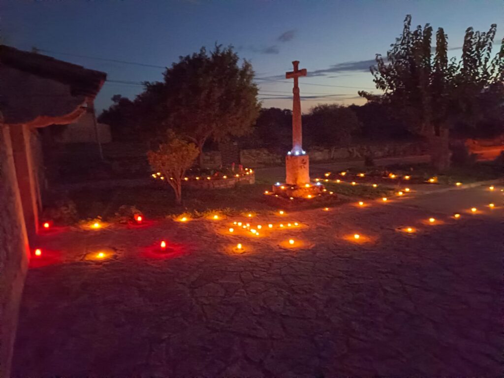Día de Difuntos. 02/11/2025. Foto Ermita 18